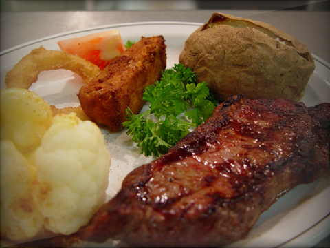 New York Steak | Rolly's Restaurant Hope BC
